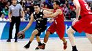 El Bilbao Basket cae con contundencia en Zaragoza