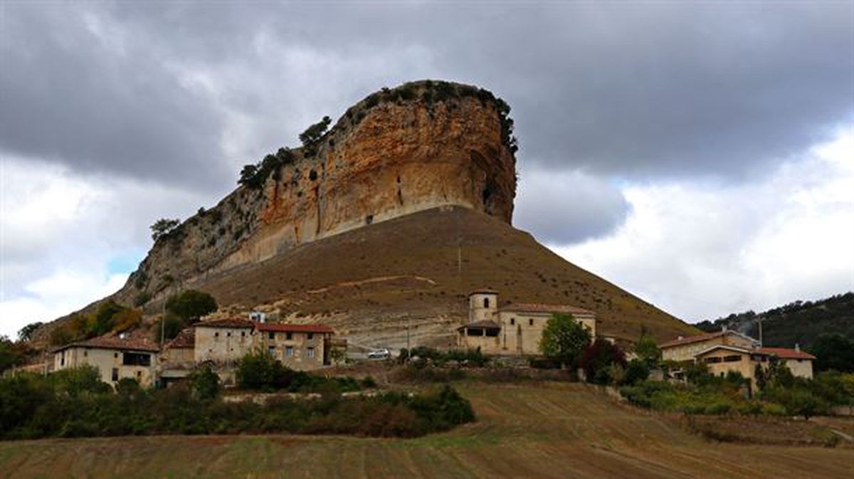 Peñasco de San Pantaleón de la Losa (Burgos). Foto: José Antonio Fernández de Luco
