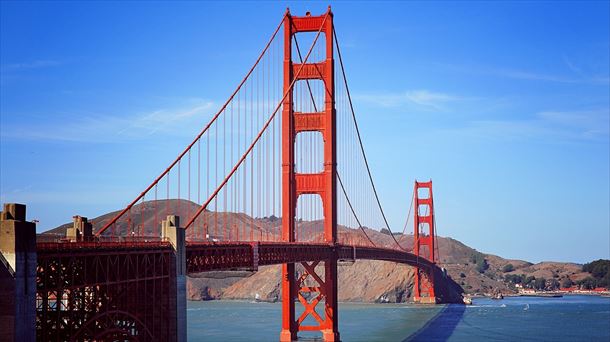San Franciscoko Golden Gate zubia eraikitzen ari ziren duela 85 urte