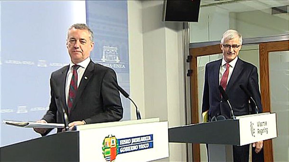 El lehendakari, Iñigo Urkullu, y el ministro-presidente de Flandes, Geert Bourgeois. EFE
