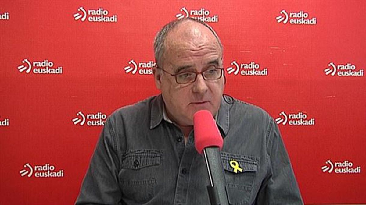 Joseba Egibar en el programa 'Parlamento en las Ondas' de Radio Euskadi. EiTB