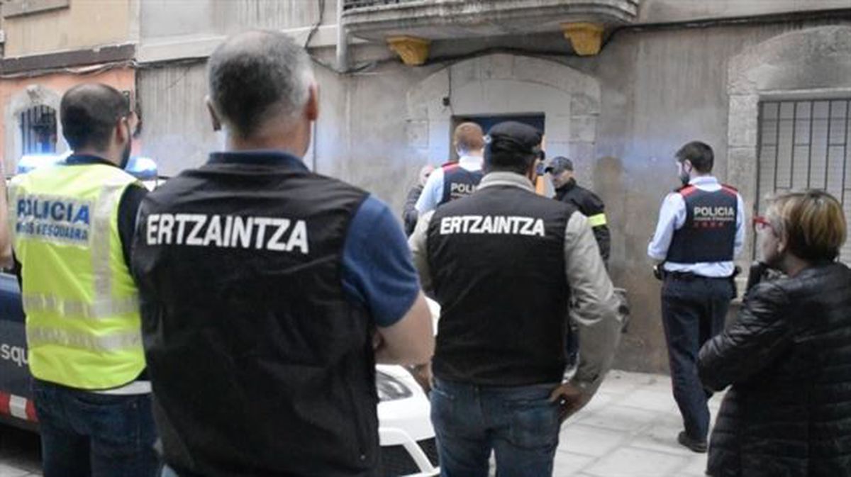 El cabecilla del grupo criminal ha sido detenido en Barcelona. Imagen: Departamento de Seguridad 