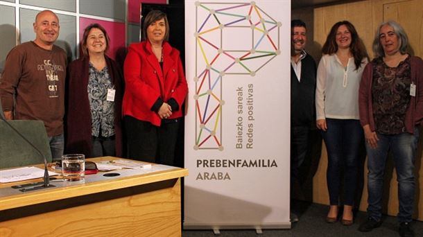 El programa Prebenfamilia propone una red de familias en Alava