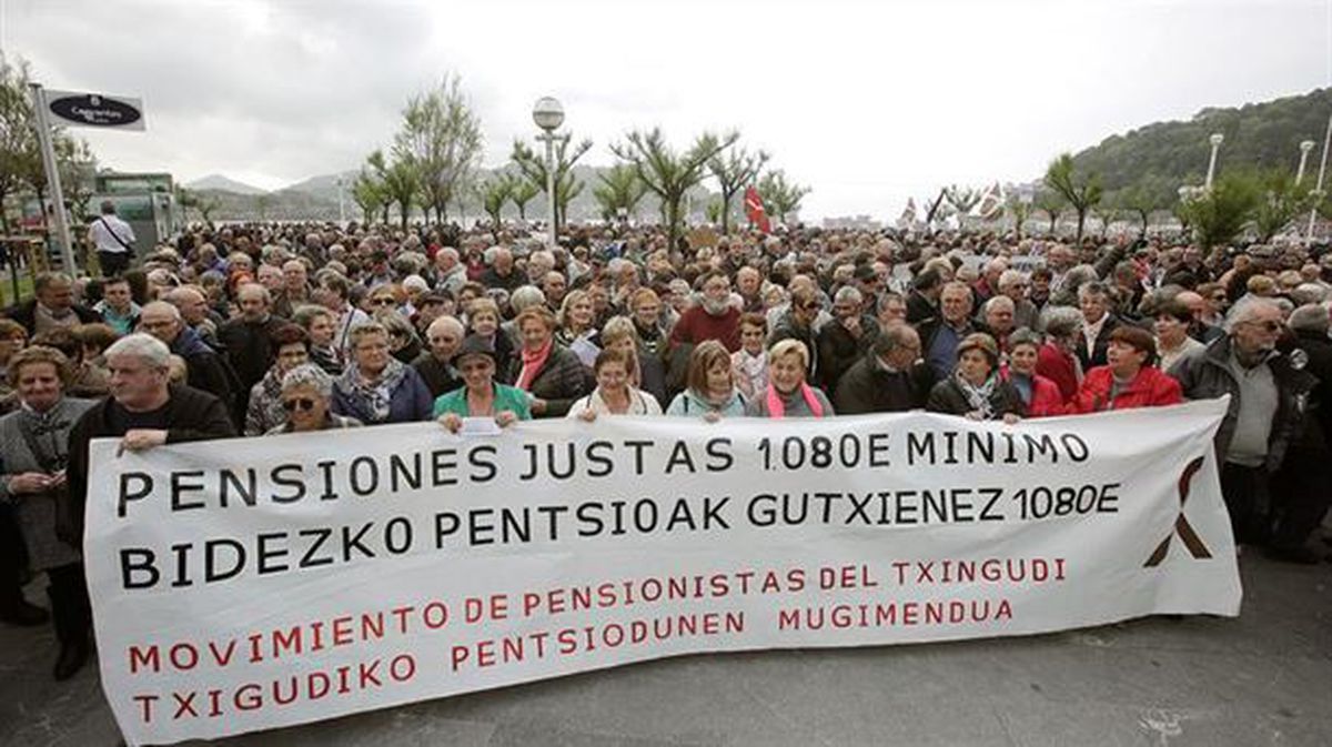 Pentsionistak manifestazioa Donostia EFE
