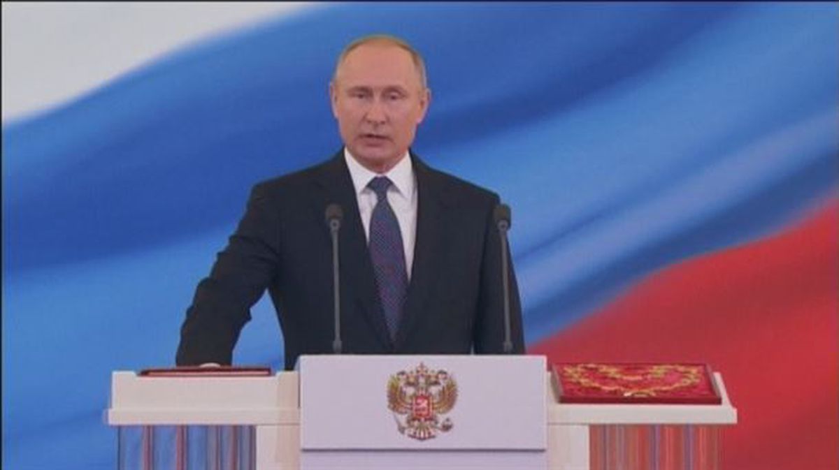 Vladimir Putin jura su cargo como presidente de Rusia. Foto: Reuters
