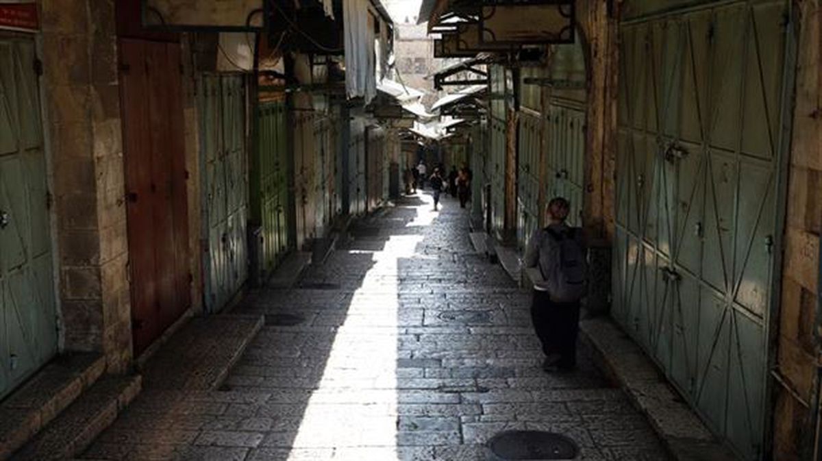 Los comercios de la Ciudad Vieja de Jerusalén, cerrados / EFE.