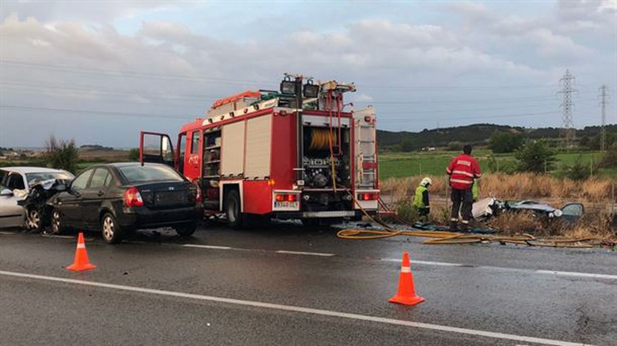 Accidente de tráfico en Murchante. Foto: Bomberos de Navarra