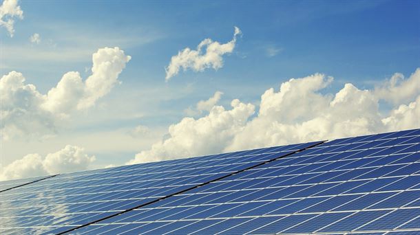 Se presenta Ekian, el mayor parque de energía fotovoltaica del Cantábrico
