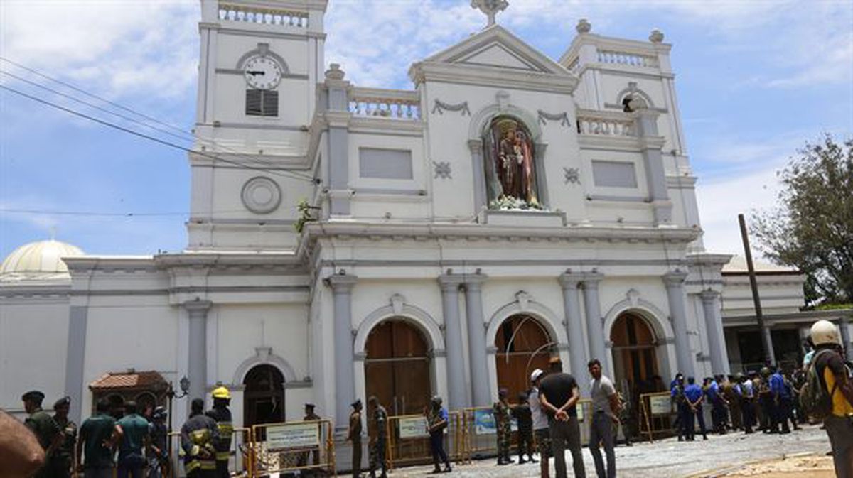 Siete detenidos en conexión con la ola de atentados en Sri Lanka. Foto: EFE