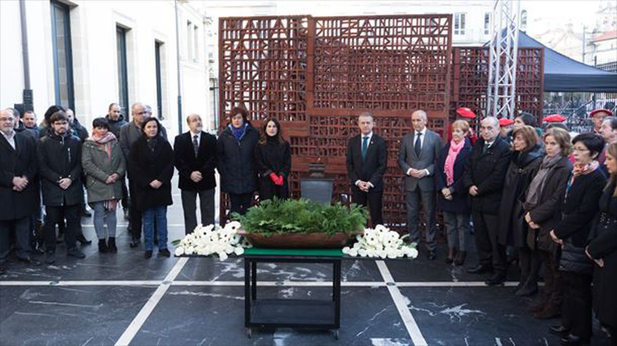 Imagen de archivo del acto del Día de la Memoria en el Parlamento Vasco 