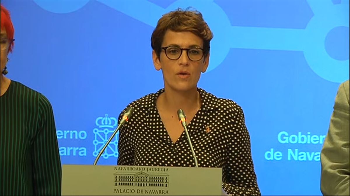 Maria Chivite eta Nafarroako Gobernuko kontseilariak.