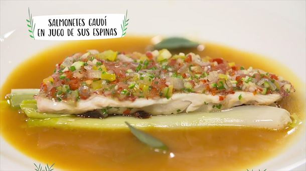 Salmonetes Gaudí en jugo de sus espinas