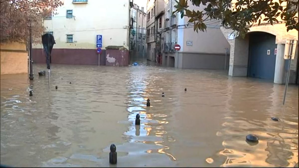 Tudela sufre las peores inundaciones en décadas