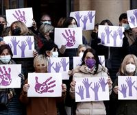 El teléfono de atención a las víctimas de la violencia machista en Euskadi atiende a casi 2500 mujeres en 2022