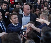 El apoyo de Sarkozy refuerza la campaña de Macron