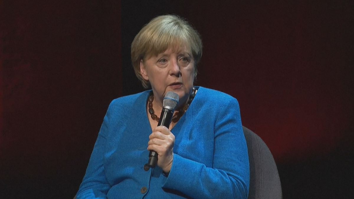 Angela Merkel, atzo, Berliner Ensemble Antzokian. EFE
