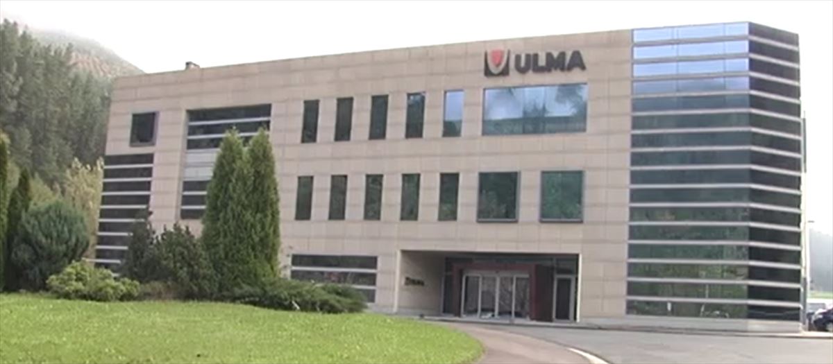 Vista exterior de la sede de ULMA. Foto obtenida de un vídeo de EITB Media.