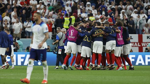 Un momento del partido Francia-Inglaterra, disputado en el Mundial de Catar. Foto: EFE.