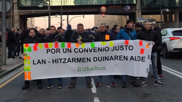 Manifestación de los trabajadores de Bizkaibus en Bilbao. Foto: EITB Media