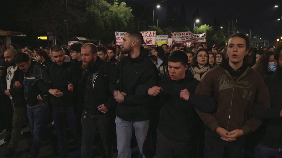 Manifestación en Atenas. Imagen obtenida de un vídeo de Agencias.