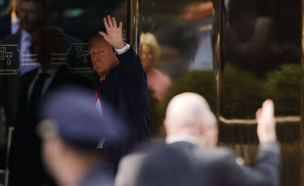 El expresidente, a su llegada la Torre Trump. 