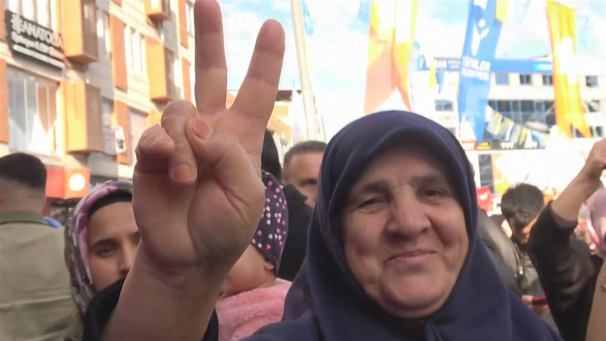 Mujer kurda. Imagen extraída del vídeo.