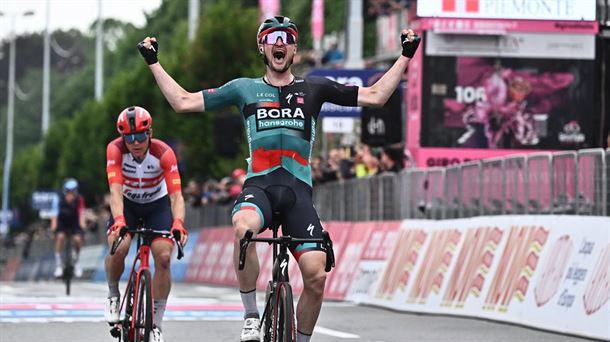 Nico Denz ha ganado con brillantez la 12ª etapa del Giro. Foto: EFE.
