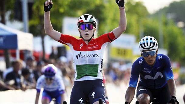 Blanka Vas, ganadora de la 1ª etapa de la Vuelta a Suiza