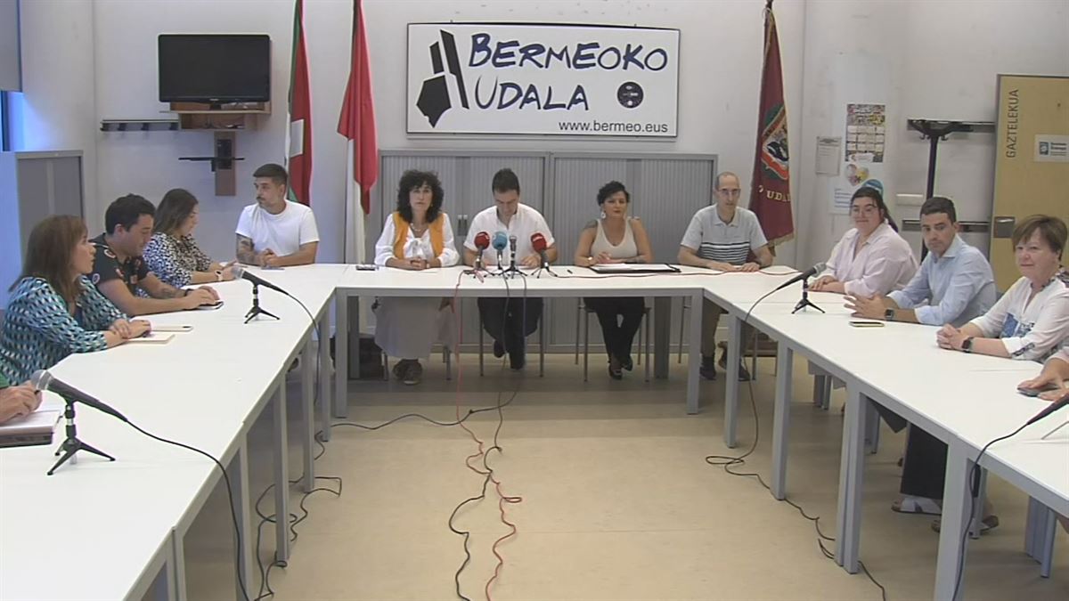 Pleno del Ayuntamiento de Bermeo. Imagen obtenida de un vídeo de EITB Media.