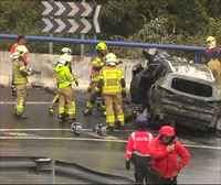Fallece una persona en la BI-623, en Mañaria, tras volcar y arder su vehículo