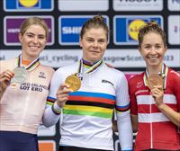 Lotte Kopeckyk irabazi du 2024ko Paris-Roubaix lasterketa, belodromoan izandako azken esprintean nagusituta