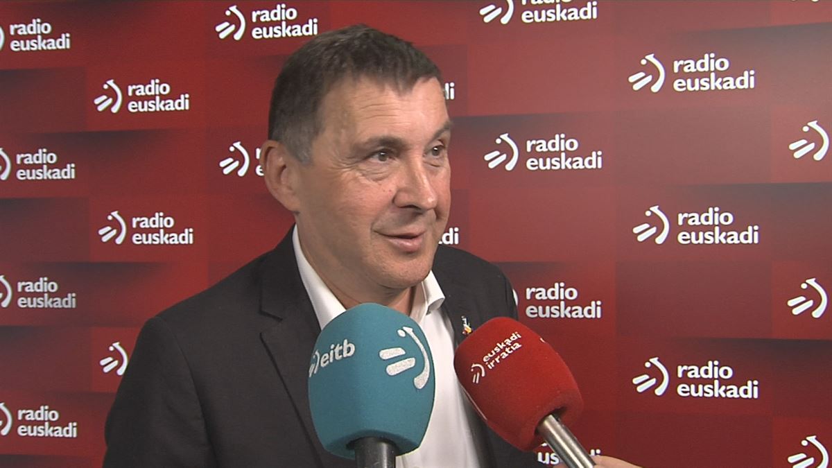 Arnaldo Otegi, Radio Euskadin egin dioten elkarrizketaren une batean