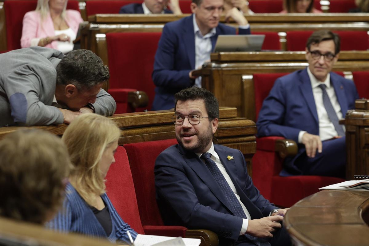 El presidente de la Generalitat, Pere Aragonès, en el pleno del Parlament