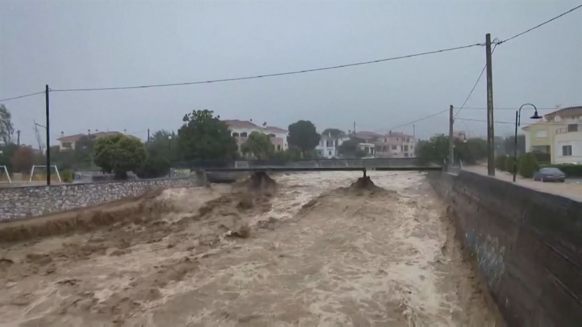 Fuertes lluvias en Grecia. Imagen obtenida de un vídeo de Agencias.