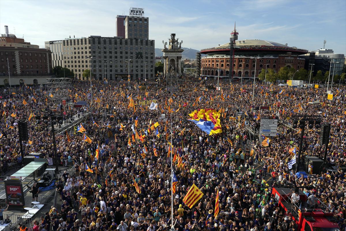 Decenas de miles de personas, en una Diada marcada por la amnistía