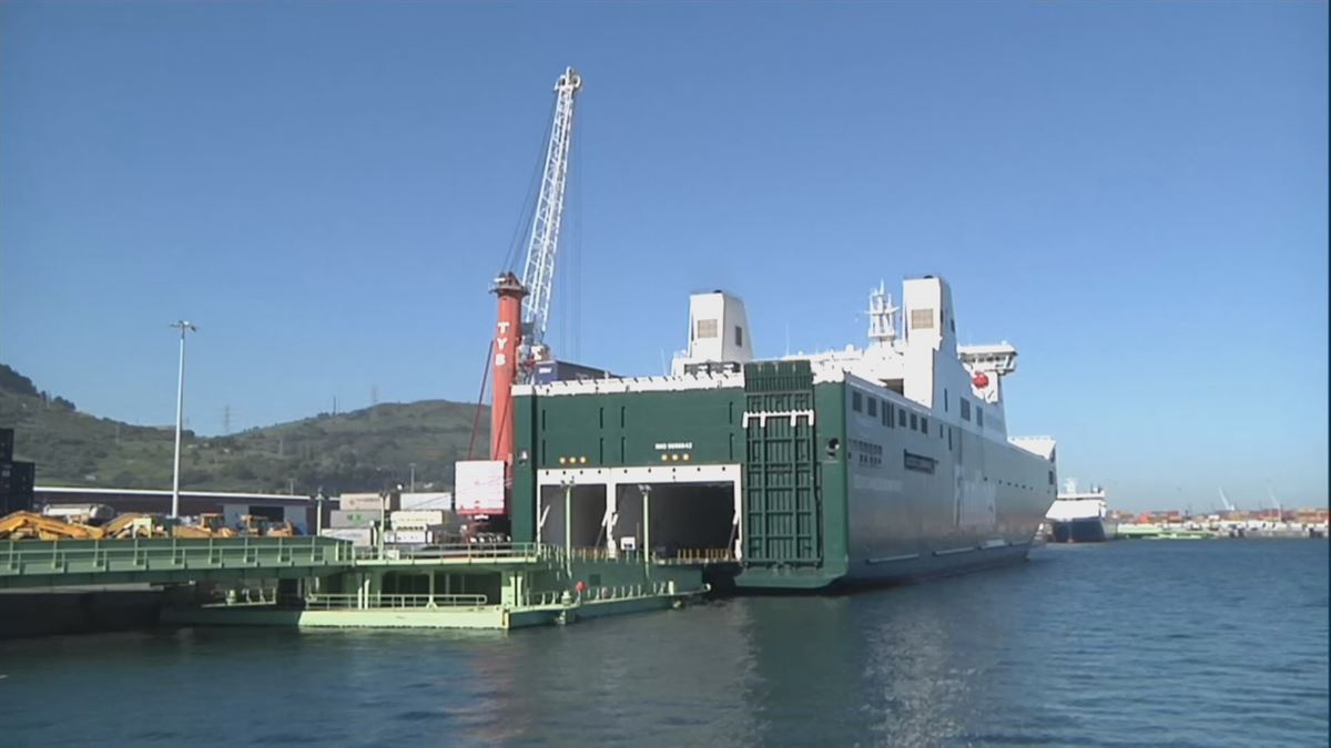 El barco presentado. Imagen obtenida de un vídeo de EITB Media.