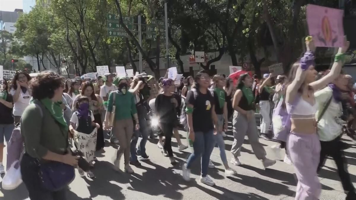 Manifestación en México. Imagen obtenida de un vídeo de Agencias.