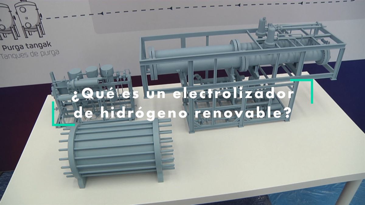 Maqueta del electrolizador de hidrógeno de Petronor. Foto: EITB Media.