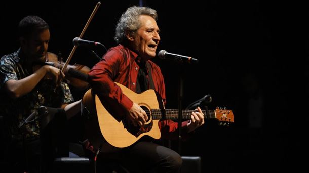 Miguel Ríos: ''Estoy contento de que este disco me haya traído otra vez a Bilbao''