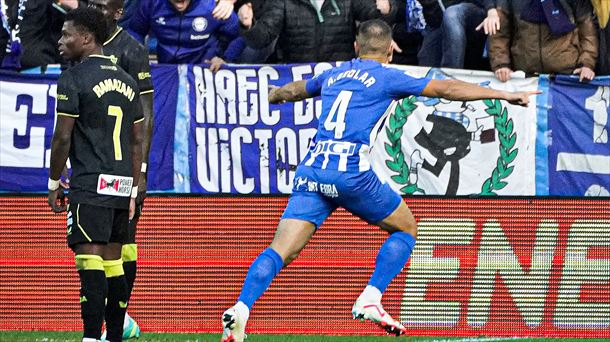 Sedlar, del Alavés, celebra un gol marcado en esta temporada. Foto: EFE. 