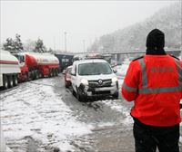 El Plan de Vialidad Invernal se activará en Euskadi cuando la nieve caiga a 700 metros