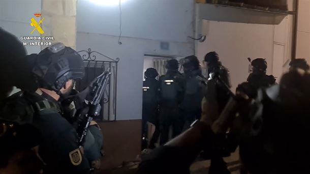 V Deo La Guardia Civil Desmantela Un Grupo Paramilitar Nazi Con