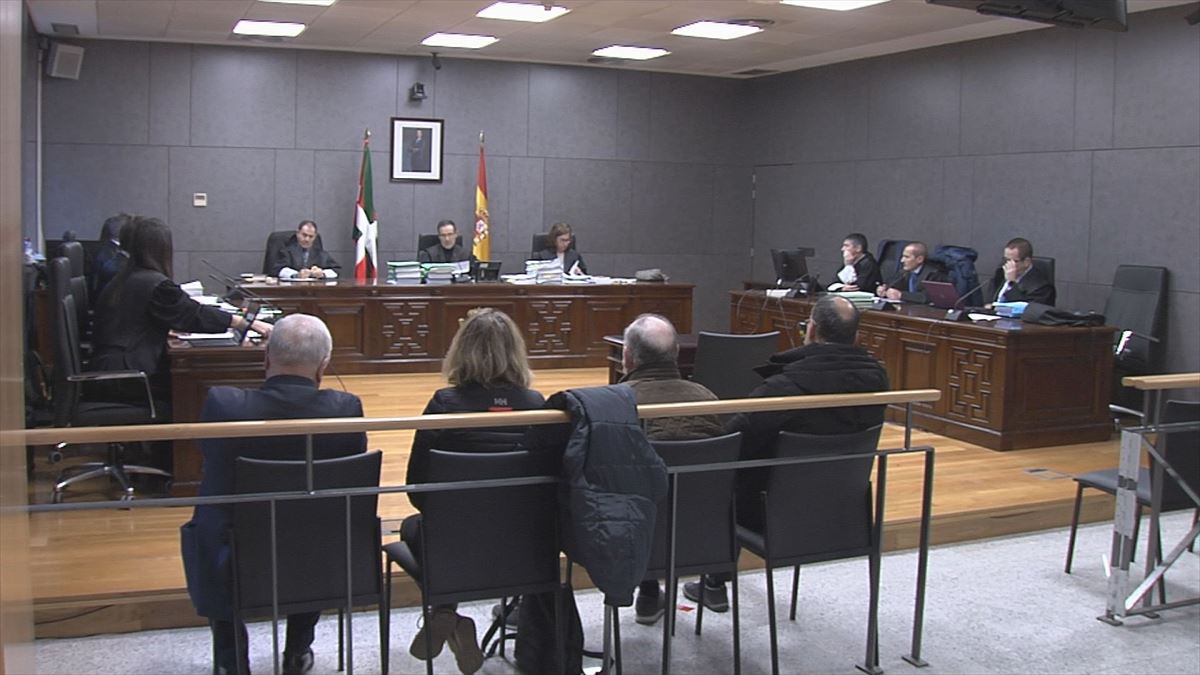 Juicio por presunta corrupción en el Ayuntamiento de Alonsotegi,