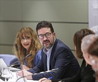 Gobierno de España y sindicatos acuerdan subir el SMI de 2024 un 5 %, hasta los 1134 euros
