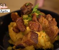 Así es la tapa de pure de patata con chistorra y torrezno en el restaurante Aisialdi Gastro Tokia de Azpeitia