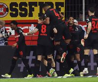 Xabi Alonsoren Bayer Leverkusenek Bundesliga irabazteko aurrerapausoa eman du, Bayern Munichi 3-0 irabazita