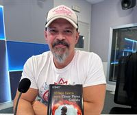 César Pérez Gellida presenta su última novela 'Bajo tierra seca'