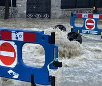 Vitoria recupera la normalidad tras una jornada lluviosa con inundaciones en varias zonas de la ciudad