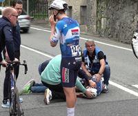 Caída de Mikel Landa en la quinta etapa de la Itzulia 2024