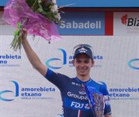 Grégoire gana la quinta etapa, mientras que Skjelmose mantiene el maillot amarillo